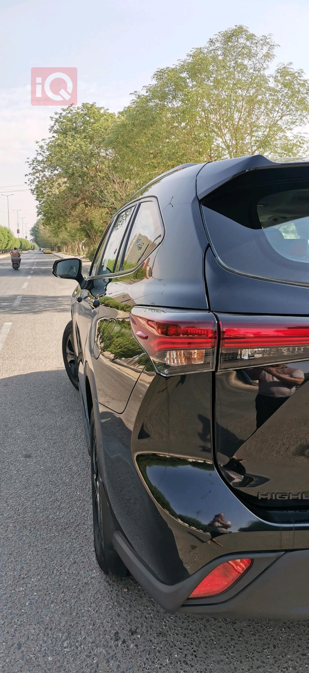 تۆیۆتا هایلاندەر